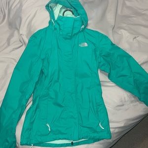 XS north face wind breaker
